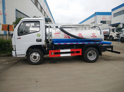 吸糞車 城市環(huán)衛(wèi)的關(guān)鍵力量與選購(gòu)指南